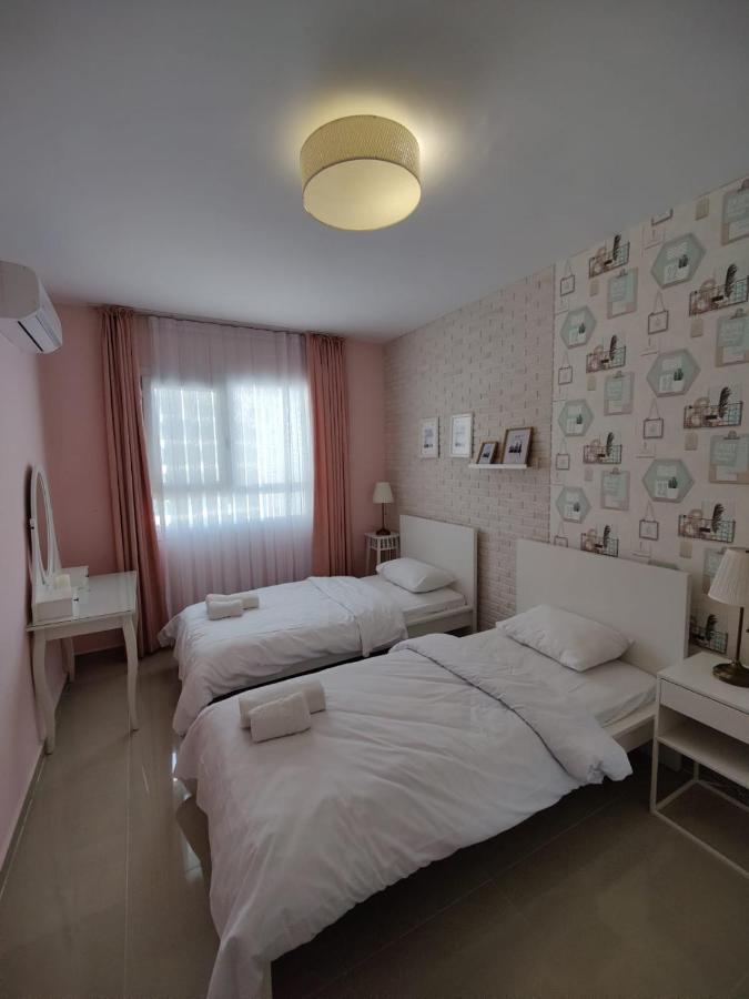 Aurelius Pool Apartments In Caesar Resort & Spa Perivolia tou Trikomou ภายนอก รูปภาพ